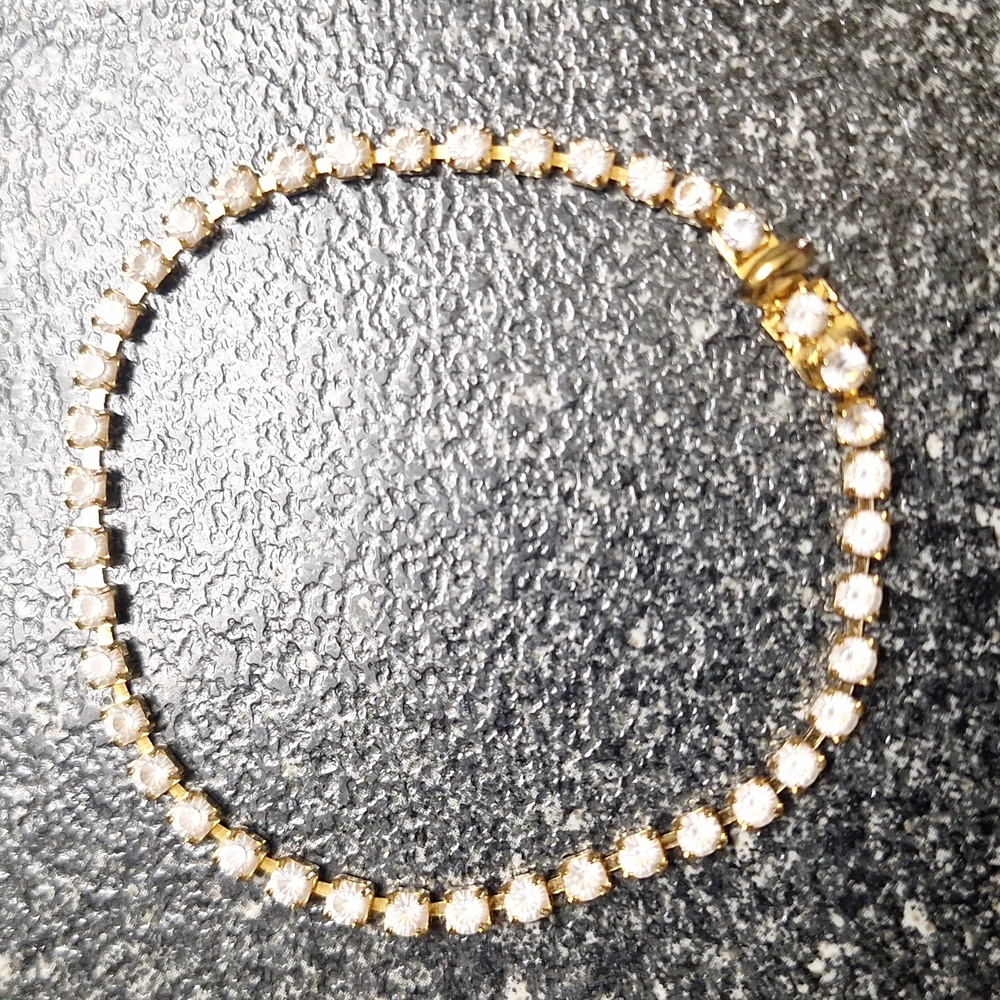 Vintage Monet Gold Tone Bracelet Clear Stones